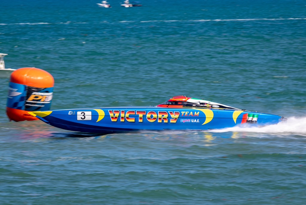 victory offshore powerboat